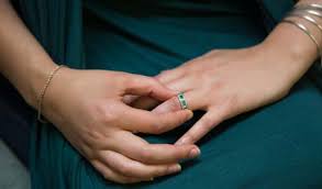 The best age for a muslim to marry would be when he is physically and mentally mature to fulfill the responsibilities of the marriage that islam places on them. Muslim Women Left To Shop For An Imam When They Need A Religious Divorce The World From Prx