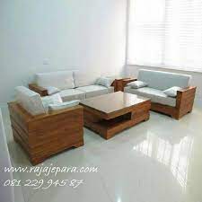 Sebagai contoh, anda dapat memilih kursi tamu minimalis untuk ruang tamu anda yang simpel dengan berbagai furnitur unik di dalamnya. Harga Kursi Tamu Minimalis Modern Kayu Jati Rajajepara Com