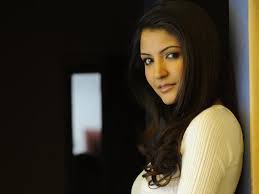 It is simple, sleek and so easy to maintain. 15 Things Only Girls With Straight Hair Will Understand Style Beauty