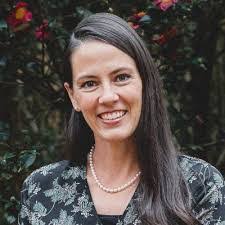 Sarah Mentzer's Instagram, Twitter & Facebook