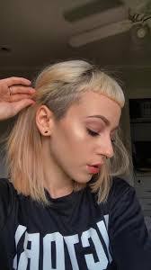 Sarah Zech's Instagram, Twitter & Facebook