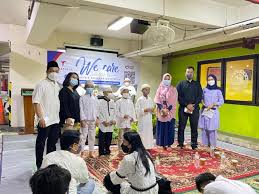 Acara dilanjutkan dengan ceramah ramadhan dan doa bersama yang insyaallah akan demikianlah seluruh rangkaian acara buka puasa bersama yang telah kita lewati bersama. Teraskita Berbagi Dan Buka Puasa Bersama Anak Yatim Piatu Republika Online
