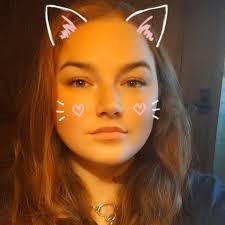 I'm from Korea 🇰🇷 I want to make international Friends 🤌🏻 Age doesn't  matter 🤗