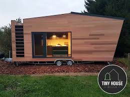 This is a modern tiny house on wheels by tongue & groove homes in bend, or. Modern Tiny Home On Wheels By Tiny House Belgium Tiny House Exterior Modern Tiny House Tiny House Towns