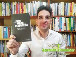 Este es uno de ellos. Los 9 Mejores Libros Sobre Persuasion Influencia Y Manipulacion