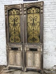 Tres Ancienne Authentique Double Porte D Entree En Bois Massif Vintage Sans Bati Ni Poignees Semi Vitree Ouvrant Porte Entree Bois Porte D Entree Fer Fer Forge