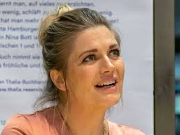 If you have good quality pics of nina bott, you can add them to forum. Nina Bott In Corona Quarantane Ihr Partner Wurde Positiv Getestet Panorama Stuttgarter Nachrichten