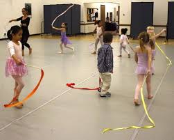Creative Movement And Dance Lesson Ideas For Preschool Children Toddler Dance Kids Dance Teach Dance