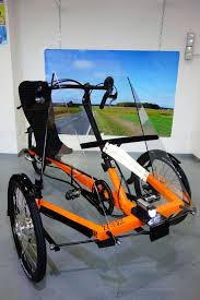 Spass Auf Drei Radern Ursprunglich Nur Als Projekt Gedacht Hat Sich Das Zox Trike Schon Einen Platz Im Herzen Seiner Fahrer Er Dreirad Dreirad Fahrrad Liegerad