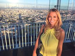 Diletta Leotta on X: Bonjour Paris domani gran finale di skyeuro2016  FranciaPortogallo e ultima puntata di SkyEstateMondiale  t.cogLRwIELWFU  X