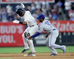 Gönne dir mit unseren neuzugängen einen freshen look für das neue jahr. Yankees Get Rain Shortened Win Over Blue Jays Rapid Reaction Nj Com