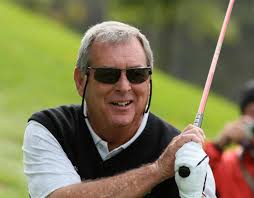 7 Amazing Golf Shots That Will Blow Your Mind