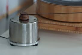 Ikea Plattenspieler Mk I Motoreinheit Mit Ikea Blumentopf Aus Edelstahlblech Und Ich Habe Mir Sagen Plattenspieler Plattenteller Edelstahlblech