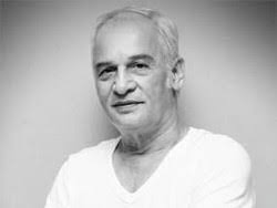 Bersama Roy Marten, Robby Sugara adalah Bintang Era 80'an