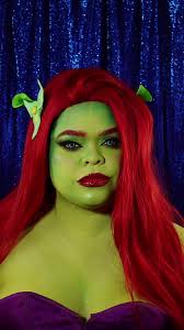 Easy Peach Makeup Tutorial with Fiona and Sirena