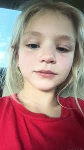 Melissa Violette's Instagram, Twitter & Facebook