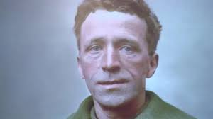 Grandfather spotted in iconic WW1 stretcher bearer photo