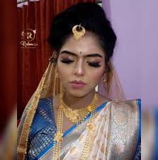 Reshma's Beauty Makeover updated their profile picture.