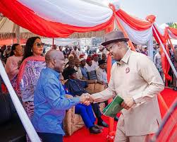 Learning to trust herself after the betrayal of trust. 🧏 🌾 🏓 🐝 😫  #MotherhoodDrama #MaternalShocks