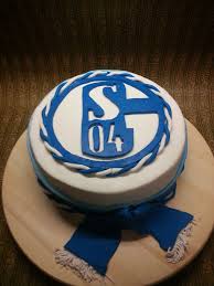 Schalke 04 Torte Schalke Torte Kuchen Dekorieren Kindergeburtstag Fussball