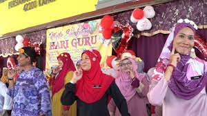 Sk (2) jalan meru is situated north of taman pengkalan hampar. Persembahan Suka Suki Oleh Guru Guru Sesi Pagi Youtube