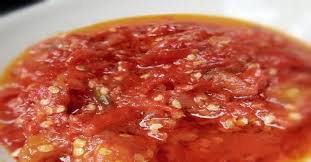 Sambal merah padang atau sambal pecah² bahan² nya adalah : Resep Sambal Merah Pedas Asli Padang Pedas Level Dewa Enak