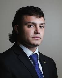 🦉SIGMA SENIOR SPOTLIGHT🦉 Brother: Gabe DiPalma Major: Business Management  Hometown: Belleville, New Jersey Why Sigma Pi?: Sigma Pi always felt right  since the day I met them. There is never a dull