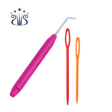 <br />made of plastic materials, no deformation, comfortable feel, durable in use. High Quality Plastic Loom Crochet Hook Tool And Plastic Big Eye Needle With Rubber Handle Knitting Tools Buy High Quality Plastic Loom Crochet Hook And Plastic Big Eye Needles Knifty Knitter Knitting