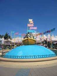 Ever wanted to see paris from the river, or walk through the corridors that inspired the phantom of the opera? A Complete Guide To Disneyland Paris Attractions Travels With Erica