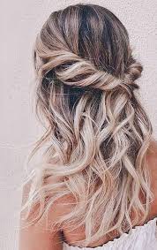 See more ideas about hairstyle, long hair styles, hair styles. ð™¿ðš'ðš—ðšðšŽðš›ðšŽðšœðš ðš‚ðšŠðš›ðšŠðšŽðšðš˜ðšžðš•ðš Hair Styles Prom Hairstyles For Long Hair Braids For Long Hair