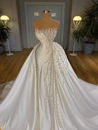 Pin By Paloma Barragan On Wedding Dress Wedding Dresses Lace Fancy Wedding Dresses Wedding Dresses