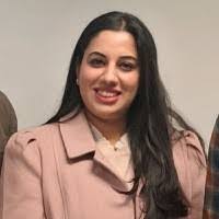 Kanwal Qureshi's Instagram, Twitter & Facebook