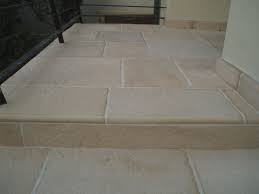 Marches Et Contremarches Altar En Pierre Reconstituee Pour Un Escalier Interieur Ou Exterieur Contremarche Escalier Beton Prefabrique Pierre Reconstituee