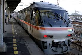 サンダーバード 魚津