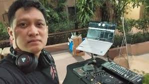 Please am request u vote my video Voting link =>  http://www.lmvf.org/vote/register