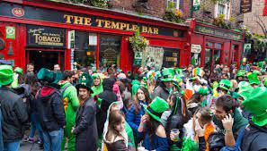 Ecco i principali appuntamenti legati al 17 marzo. San Patrizio Tutte Le Feste Per Chi Si Trova In Irlanda Siviaggia