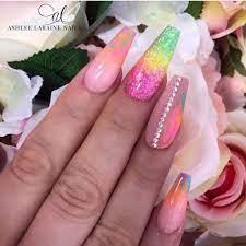 Annabel Maginnis On Instagram Ashleelarainenails Using Glitterbels Core Powder In Pink Opal Shimmer Premixed Glitter Acrylics Pink Opal Nails Inspiration