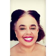 A list of who Akulah Agbami is following