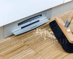 sockelsauger b6 gronbach einbau kuchensockel staubsauger 600 w sockelsauger neue kuche haus kuchen