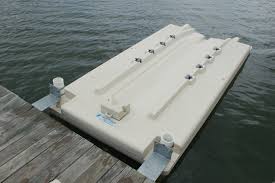 That is why, we provide you with our 4 modular pontoon systems the greatest possible flexibility for your project. 1400 Lb Roll N Ride Floating Pwc Lift