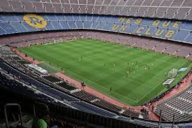 I juni 1921 organiserades en vänskapsmatch mellan fc barcelona och sparta prag som sågs av 32 000 personer, och publiksuccén fick klubbens styrande att intensifiera planerna på en ny stadion. Camp Nou Terroristen Planten Anschlag Auf Fc Barcelona Stadion