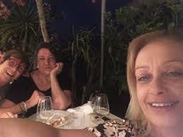 Buongiorno a tutti vorrei una delucidazione, il 17 aprile mi scadrá il  contratto, la collega che sostituisco ( allattamento)non é mai rientrata  nella scuola dove sto, penso che mi rinnoveranno il contratto