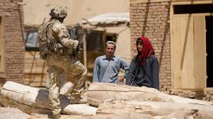 Come se il groviglio di emozioni, di quell'anno per molti versi speciale fosse troppo pesante e interiore per essere detto. Afghanistan Il Ritiro Dell Occidente E La Resistenza Dei Civili Contro L Avanzata Dei Talebani Valigia Blu