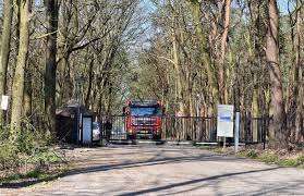Het pand is door de brand volledig. Tien Dieren Dood Na Brandstichting In Dierenverblijven Beekse Bergen Binnenland Ad Nl