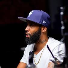 Talitha Pope's Instagram, Twitter & Facebook