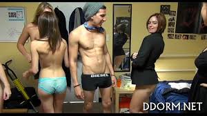 Dem kölner stadtanzeiger sagte er, auch kurz nach einer impfung verstorbene würden nicht systematisch obduziert. Xnxx Koelner Ersties Watch Free Xxx Video