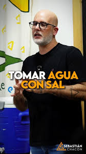 🧂 La sal es esencial para mantener el equilibrio en nuestro cuerpo, pero  en la cantidad justa. ¡Aprende a usarla sabiamente! 🌟 desarrollopersonal  crecimientopersonal bienestar dieta