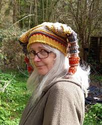 I wanted to create an all-gender head adornment based loosely