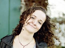 Aprenda a tocar a cifra de valerie (amy winehouse) no cifra club. Song Poetry Abend Mit Valerie Lill Plettenberg