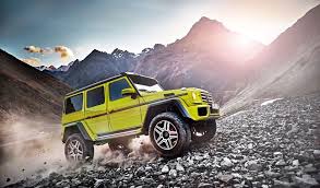 High Clearance Mercedes Benz G 500 4x4 Conquers Off Road Terrains Mercedes Benz G500 Mercedes G500 Mercedes Benz G Class